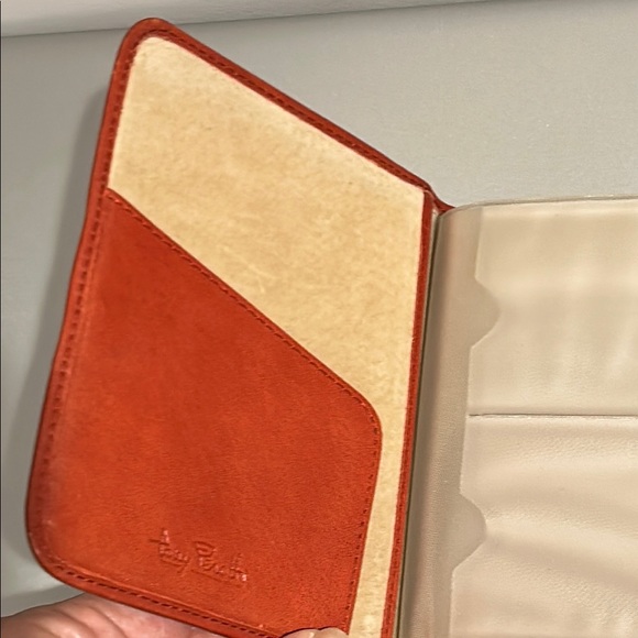 Tony Perotti leather card organizer - Picture 8 of 10